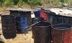 Bình Thuận: Triệt phá cơ sở tái chế nhớt thải quy mô lớn