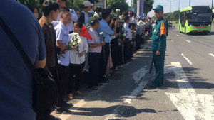 Video: Người dân Thành phố nghiêng mình tri ân, tiễn đưa 731 liệt sĩ về nơi an nghỉ