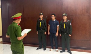 Khởi tố Giám đốc Công ty TNHH Thương mại dịch vụ Dwatch về tội “Xâm phạm sở hữu công nghiệp”