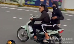 Xử lý nhóm thiếu niên chạy xe do trộm cắp mà có, dùng hung khí khiêu khích người đi đường
