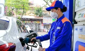 Chính phủ quyết định bổ sung 8.000 tỷ đồng cho Quỹ bình ổn giá xăng dầu