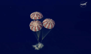 Phi hành đoàn Artemis II trở về Trái Đất an toàn sau chuyến bay vòng quanh Mặt Trăng