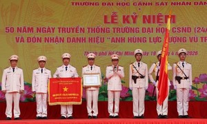 Trường ĐH Cảnh sát Nhân dân kỷ niệm 50 năm Ngày truyền thống và đón nhận danh hiệu Anh hùng LLVTND