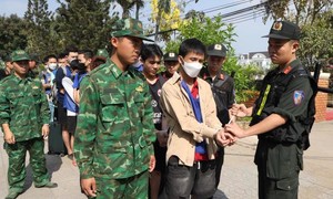 Triệt phá đường dây lừa đảo xuyên quốc gia tại Campuchia do "Mắt Bầm" cầm đầu