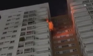 Căn hộ tại tầng 16 chung cư ở phường Rạch Dừa bốc cháy trong đêm