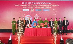Long Châu nhận Bằng khen của Bộ Công an: Dấu ấn của doanh nghiệp trong thực hiện Đề án 06
