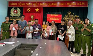 Bài 1: "Nhân khẩu đặc biệt" giữa thành phố triệu dân