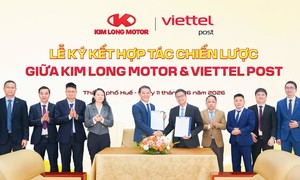Kim Long Motor và Viettel Post ký kết hợp tác chiến lược toàn diện và thúc đẩy hệ sinh thái vận tải xanh