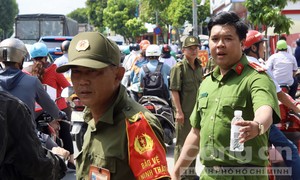 Kỳ thi tốt nghiệp THPT 2026: Có một 'kỳ thi' khác bên ngoài cổng trường
