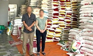 Khởi tố các đối tượng sản xuất, buôn bán gạo làm giả nhãn hiệu nổi tiếng