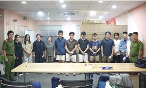 Công an TPHCM 'đột kích' hàng loạt công ty lừa đảo bằng thủ đoạn 'hợp đồng kỳ nghỉ", khởi tố gần 200 đối tượng