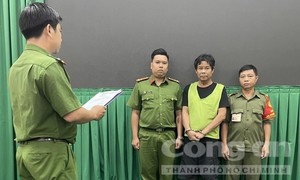 TPHCM: Chủ quán bún bò giả làm nhân viên tiếp thị để trộm đồ