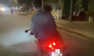 Phạt nặng nhóm thiếu niên chạy xe lạng lách trên quốc lộ rồi quay clip đăng Facebook