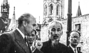 "Chủ tịch Hồ Chí Minh còn mãi trong tim tôi"