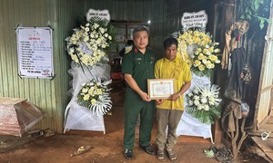 Chiến sĩ trẻ hy sinh khi cứu hai người bị điện giật