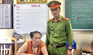 Bắt giữ đối tượng nữ cướp giật dây chuyền