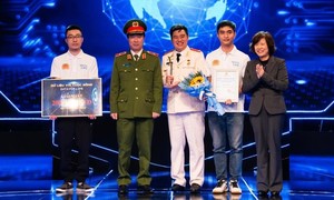 Bài 1: Khi cuộc thi dữ liệu bước ra sân chơi quốc tế