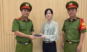 Công an TPHCM: ‘Thần tốc’ tìm lại chiếc điện thoại bị bỏ quên cho nữ du khách Nhật Bản