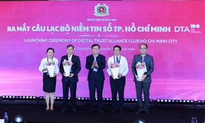Công an TPHCM ra mắt Câu lạc bộ Niềm tin số