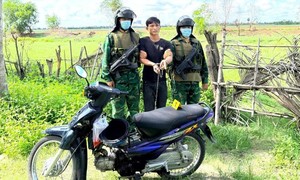Cẩn trọng khi đi lại, làm việc tại khu vực biên giới