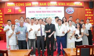 "Bếp ăn Hạnh phúc” điểm tựa xoa dịu gánh nặng mưu sinh