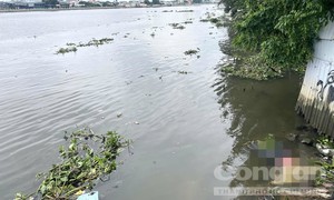 Phát hiện thi thể người đàn ông có chùm chìa khoá trong túi trôi trên sông Sài Gòn