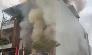 Vụ cháy nhà khiến 2 người tử vong tại Khánh Hòa: Nghi do sạc điện thoại trên giường dẫn đến chập điện