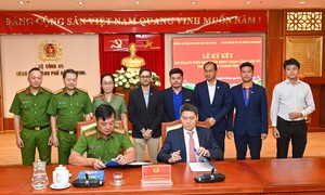 Công an TP.Hồ Chí Minh: Tăng tốc nhân rộng mô hình "Trạm Công dân số"