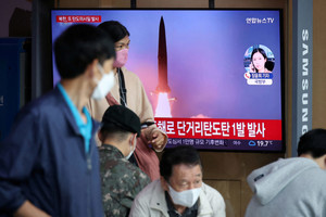 Mỹ và Hàn Quốc phóng loạt 4 tên lửa đáp trả Triều Tiên