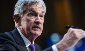 Mỹ tăng lãi suất bất chấp đang đối mặt khủng hoảng ngân hàng