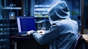 TPHCM: Bắt khẩn cấp ‘hacker’ xâm nhập hệ thống ngân hàng chiếm đoạt gần 10 tỷ đồng