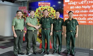 Ban Chuyên đề Công an TPHCM chúc mừng nhân dịp kỷ niệm 80 năm QĐND Việt Nam