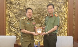 Lãnh đạo Cục Đào tạo làm việc với Trưởng Cơ quan đại diện Bộ Công an Lào