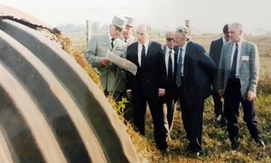 Bài cuối: Tổng thống Francois Mitterrand thăm Điện Biên Phủ - lịch sử đã sang trang