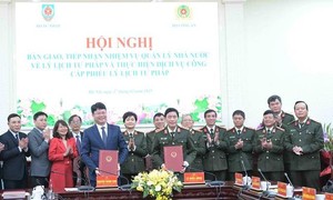 Bàn giao nhiệm vụ quản lý nhà nước về lý lịch tư pháp từ Bộ Tư pháp sang Bộ Công an