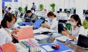 Điều chỉnh phạm vi và đối tượng áp dụng chính sách đối với cán bộ trong thực hiện sắp xếp