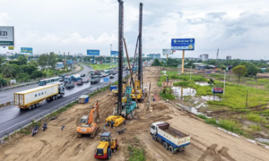 Dự án cao tốc TPHCM - Trung Lương - Mỹ Thuận gặp vướng về mặt bằng, vật liệu