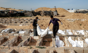 Hành trình đau khổ của người dân Gaza tìm người mất tích dưới đống đổ nát