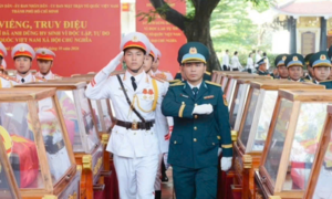 Trang nghiêm buổi tổng duyệt Lễ viếng, truy điệu và an táng 731 hài cốt liệt sĩ tại TPHCM