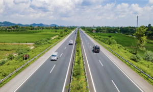 Sẽ có các giải pháp tổ chức giao thông trên cao tốc giúp tài xế thực hiện đúng quy định về khoảng cách