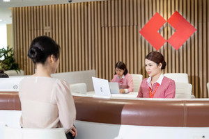 Techcombank giảm lãi suất cho vay đến 2%, tập trung vào hoạt động sản xuất kinh doanh