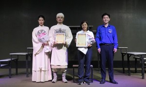 Đưa kịch sử Việt đến với học đường