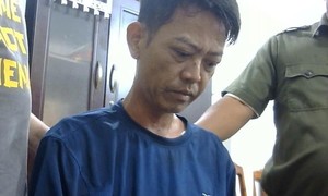 Người đàn ông dùng dao sát hại vợ rồi đến công an đầu thú