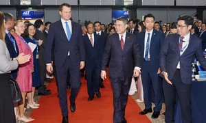 Thủ tướng Chính phủ đối thoại với WEF, TPHCM công bố loạt dự án đầu tư trị giá 13 tỷ USD