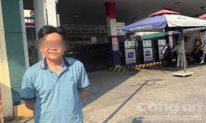 Truy bắt nhanh thanh niên cướp vé số vì "vỡ nợ" chứng khoán