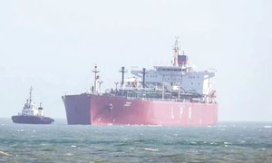 Iran tuyên bố tái áp đặt phong tỏa eo biển Hormuz