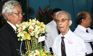 Từ điệp báo trong lòng địch đến người chữa lành giữa đời thường