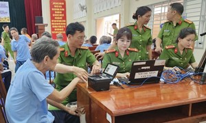 Công an TPHCM với Hành trình “đánh thức danh tính”: Khi những phận người ‘lãng quên’ được trả lại tên