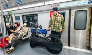 Trung Quốc: Thí điểm đưa xe đạp lên tàu điện ngầm ở Bắc Kinh