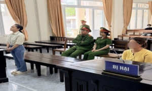 Bản án thích đáng cho người phụ nữ mua xăng đốt nhân tình